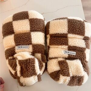 7AM Enfant Checkered Fleece stroller Mittens